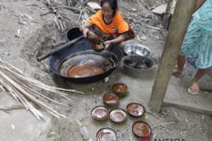 Toilet kompos solusi ketiadaan air bagi pengungsi gempa Lombok