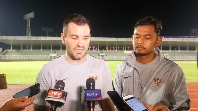 Simon McMenemy Belum Mau Panggil Pemain Timnas Indonesia U-23, Kenapa? Simon McMenemy Belum Mau Panggil Pemain Timnas Indonesia U-23, Kenapa?