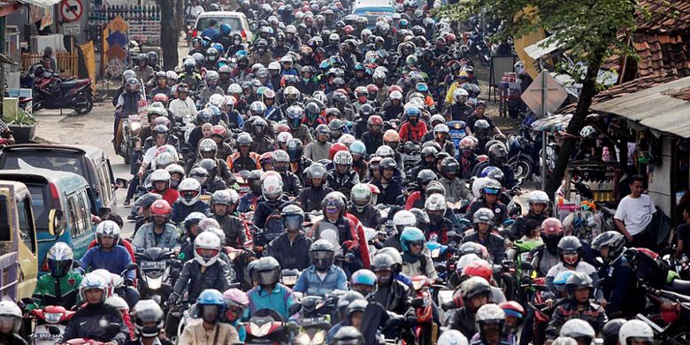 Sesuaikan Jadwal, Ini Prediksi Puncak Arus Mudik - Uzone Sesuaikan Jadwal, Ini Prediksi Puncak Arus Mudik - Uzone