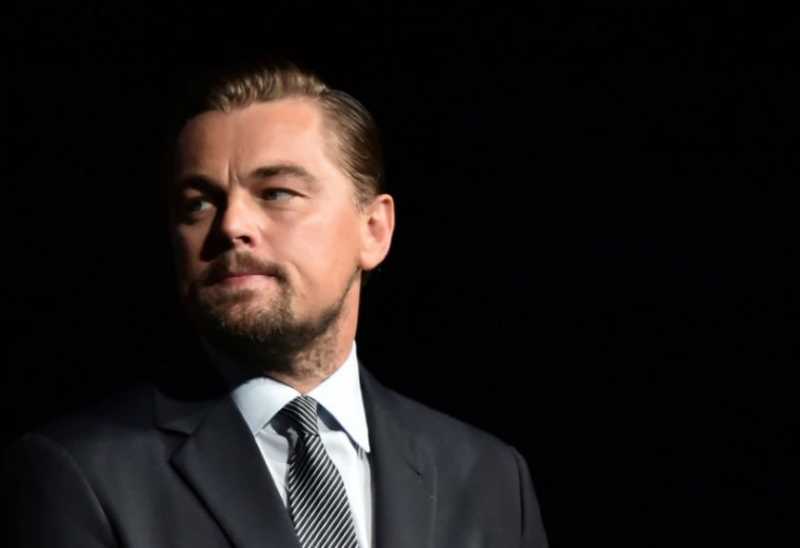 Tersandung Skandal di Malaysia, DiCaprio Kembalikan Oscar Tersandung Skandal di Malaysia, DiCaprio Kembalikan Oscar