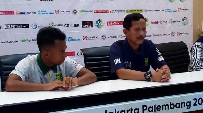 Persebaya Resmi Pecat Djadjang Nurdjaman Persebaya Resmi Pecat Djadjang Nurdjaman