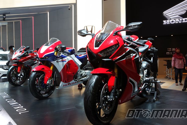 CBR250RR dan PCX Paling  Laris  di IIMS 2019 Uzone