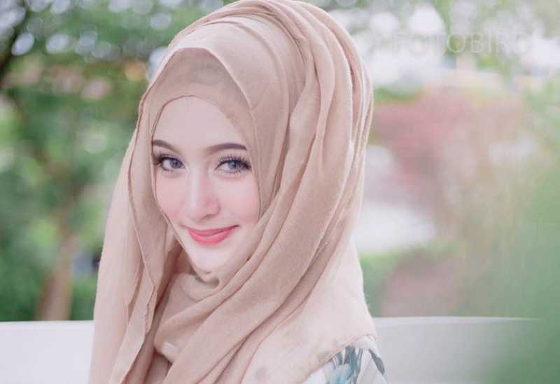 3 Cara Terbaik Memikat Hati Wanita Berhijab Uzone