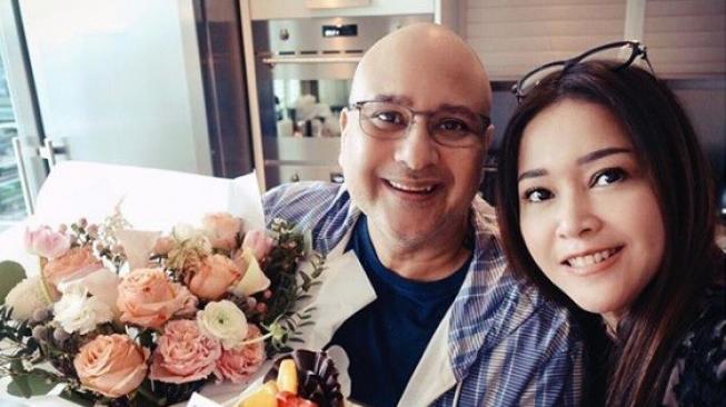 Foto Masa Muda Irwan Mussry Disebut Mirip Aktor Bollywood hingga Phil Collins Foto Masa Muda Irwan Mussry Disebut Mirip Aktor Bollywood hingga Phil Collins