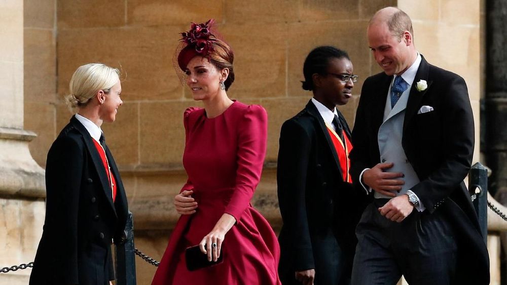 Anggunnya Kate Middleton dan Markle di Pernikahan Eugenie Anggunnya Kate Middleton dan Markle di Pernikahan Eugenie
