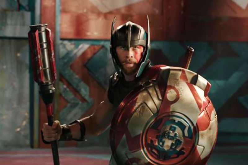 Thor V Hulk Jadi Tontonan Terbaik di Thor: Ragnarok Thor V Hulk Jadi Tontonan Terbaik di Thor: Ragnarok