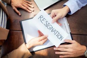 4 Mitos vs Fakta Resign yang Perlu Kamu Tahu, Biar Nggak Selamanya Terjebak dengan Keraguan 4 Mitos vs Fakta Resign yang Perlu Kamu Tahu, Biar Nggak Selamanya Terjebak dengan Keraguan