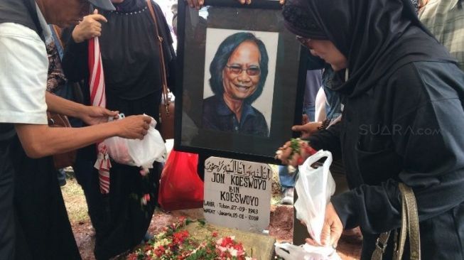 Yon Disemayamkan Satu Liang Lahat dengan Tonny, Ini Alasannya Yon Disemayamkan Satu Liang Lahat dengan Tonny, Ini Alasannya