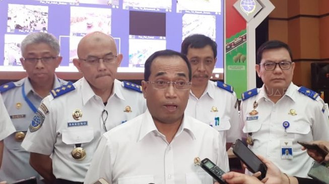 Pejabat Kemenhub Bakal Pakai Mobil Listrik untuk Kendaraan Dinas Pejabat Kemenhub Bakal Pakai Mobil Listrik untuk Kendaraan Dinas