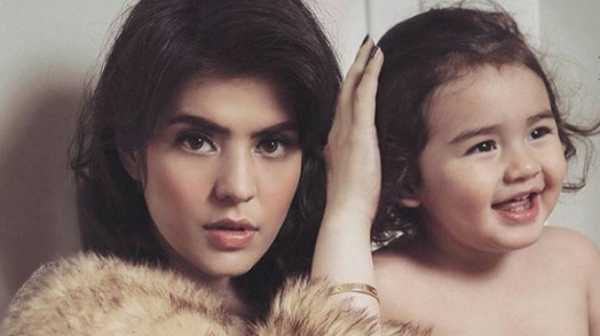 7 Mama Muda Ini Tampak Seksi Bersama Jagoan Ciliknya 7 Mama Muda Ini Tampak Seksi Bersama Jagoan Ciliknya