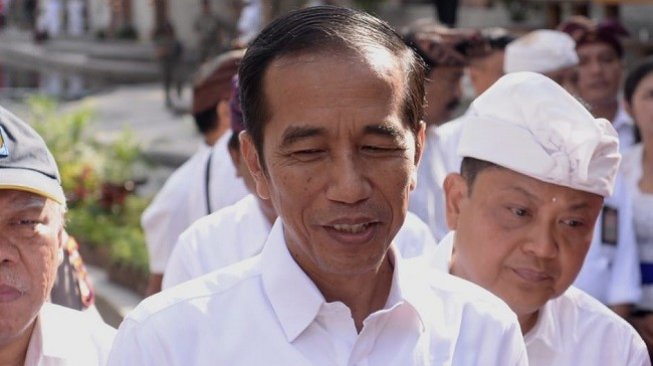Jokowi Cari Menteri Milenial, Nama Anak-anak Petinggi Partai Bermunculan Jokowi Cari Menteri Milenial, Nama Anak-anak Petinggi Partai Bermunculan