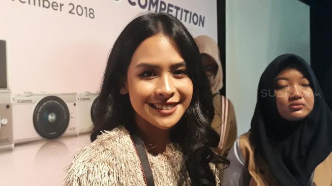 Berkelas, 5 Seleb Ini Lulusan Kampus Ternama di Dunia Berkelas, 5 Seleb Ini Lulusan Kampus Ternama di Dunia
