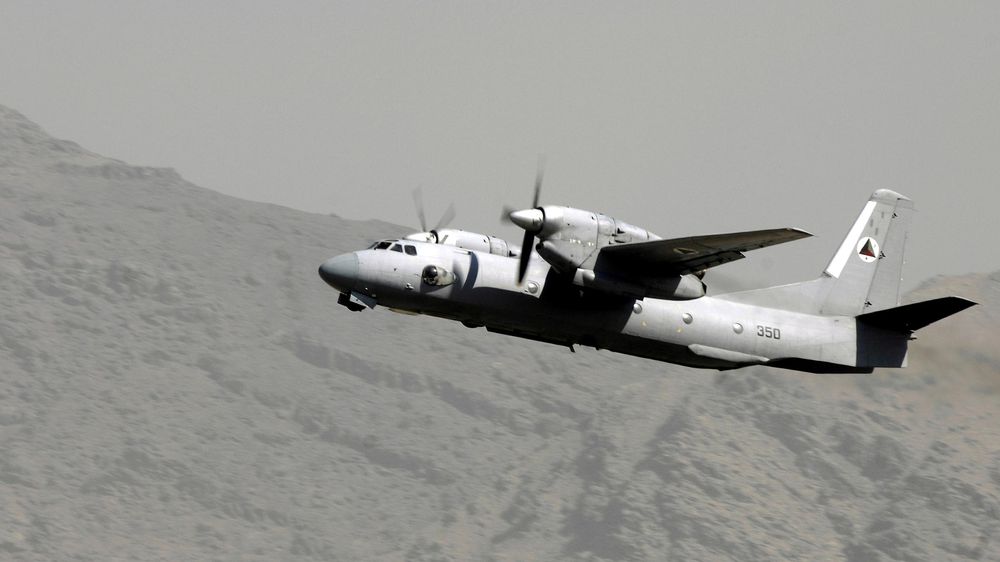 Pesawat Kargo Militer Rusia Jatuh di Suriah, 39 Tewas Pesawat Kargo Militer Rusia Jatuh di Suriah, 39 Tewas