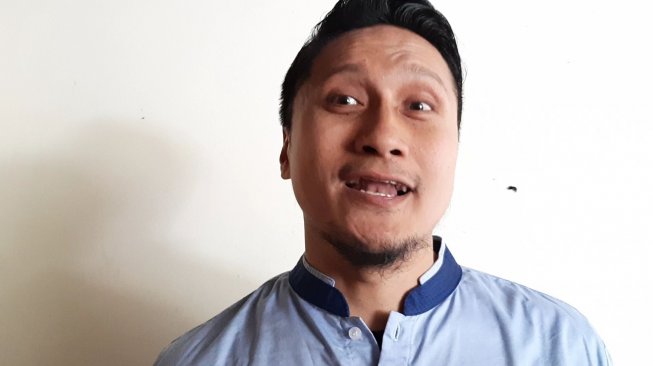 Arie Untung Santai, Namanya Dihujat dan Jadi Trending Topic Arie Untung Santai, Namanya Dihujat dan Jadi Trending Topic