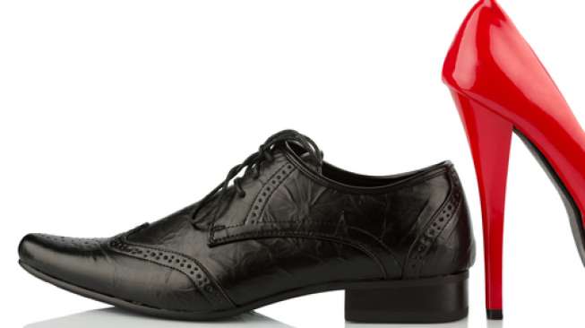 Sepatu Hak Tinggi Lelaki Sepatu Hak Tinggi Lelaki