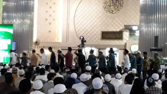 Masjid Istiqlal Perlakukan Khusus Jamaah Disabilitas untuk Salat Idul Adha Masjid Istiqlal Perlakukan Khusus Jamaah Disabilitas untuk Salat Idul Adha