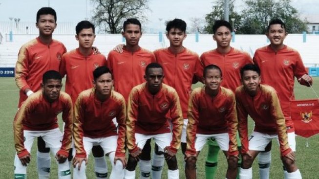 Bungkam Filipina 0-4, Timnas Indonesia U-16 Urung Terkalahkan di Piala AFF Bungkam Filipina 0-4, Timnas Indonesia U-16 Urung Terkalahkan di Piala AFF