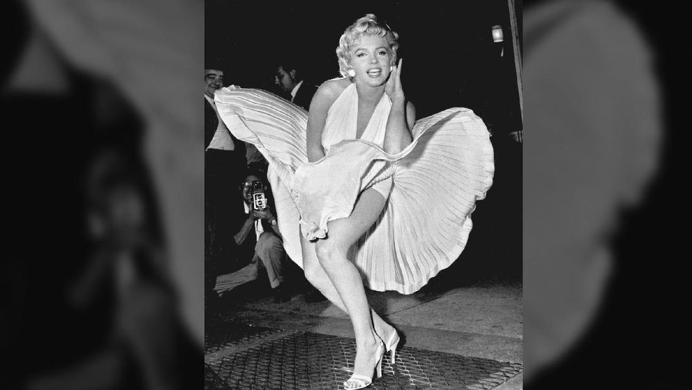 Dilelang, Piala Golden Globe Marilyn Monroe Laku Rp3,6 M Dilelang, Piala Golden Globe Marilyn Monroe Laku Rp3,6 M