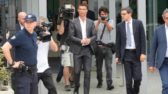 Napoli Pernah Ditawari Cristiano Ronaldo Napoli Pernah Ditawari Cristiano Ronaldo