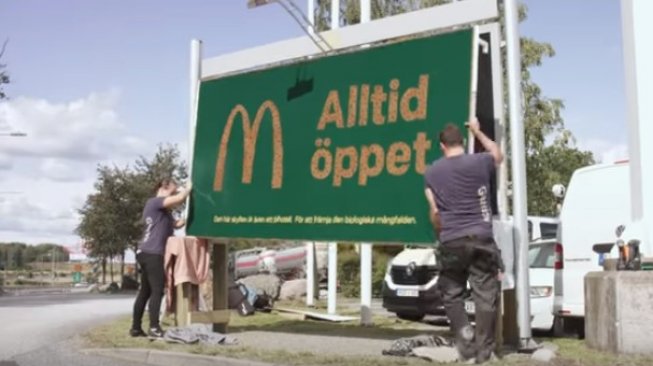 Wow, McDonalds Ciptakan Papan Iklan Sekaligus Hotel untuk Lebah Wow, McDonalds Ciptakan Papan Iklan Sekaligus Hotel untuk Lebah