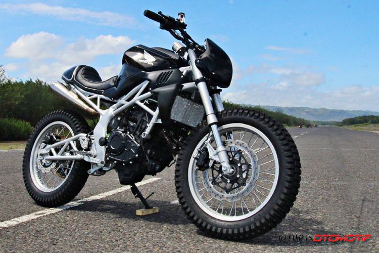 Honda Siapkan CBR250RR Versi Telanjang Honda Siapkan CBR250RR Versi Telanjang