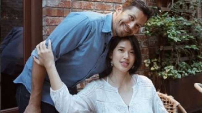 Pica Priscilla Umbar Foto Ciuman dengan Suami, Baim Wong Cemburu Pica Priscilla Umbar Foto Ciuman dengan Suami, Baim Wong Cemburu