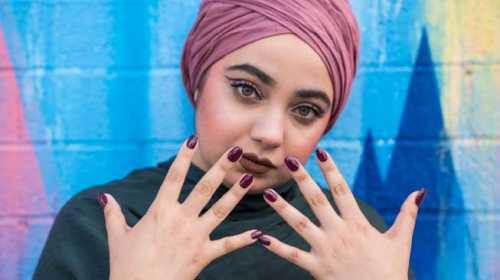  Cat  Kuku Halal  Tren Terkini bagi Perempuan Muslim 