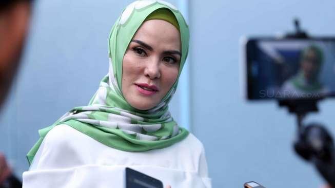 Angel Lelga Akui Sudah Jadi Istri Siri Vicky Prasetyo Angel Lelga Akui Sudah Jadi Istri Siri Vicky Prasetyo