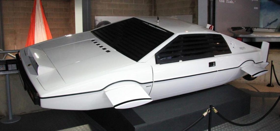 Tesla Bikin Mobil Listrik Mirip Punya James Bond Tesla Bikin Mobil Listrik Mirip Punya James Bond