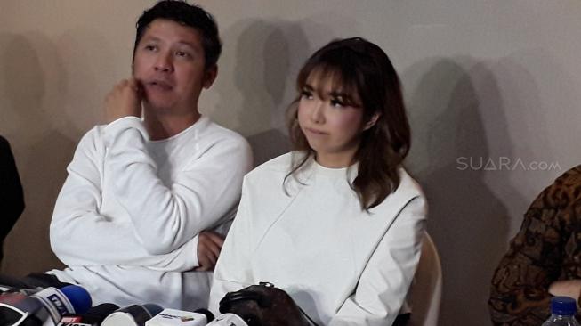 Diminta Batal Ceraikan Gading Marten, Gisel Minta Dihargai Diminta Batal Ceraikan Gading Marten, Gisel Minta Dihargai