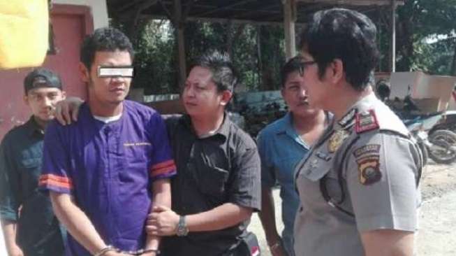 Curi Ayunan Buat Beli Ponsel, Pemuda Dipolisikan Orangtuanya Curi Ayunan Buat Beli Ponsel, Pemuda Dipolisikan Orangtuanya