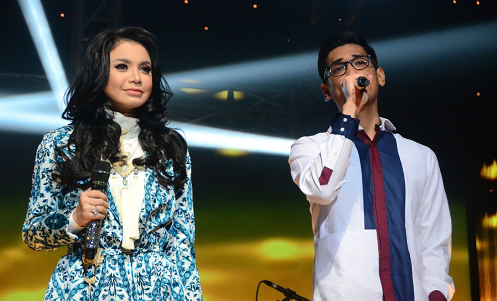 Dikabarkan Ciuman dengan Afgan, Begini Reaksi Rossa Dikabarkan Ciuman dengan Afgan, Begini Reaksi Rossa