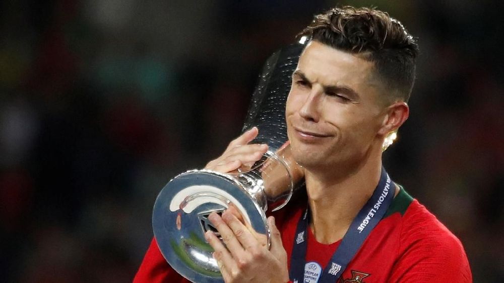 Kalahkan Messi, Ronaldo Paling Banyak Koleksi Trofi UEFA Kalahkan Messi, Ronaldo Paling Banyak Koleksi Trofi UEFA