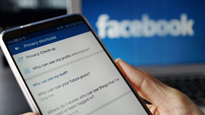 Facebook Segera Produksi Chipset Sendiri Facebook Segera Produksi Chipset Sendiri