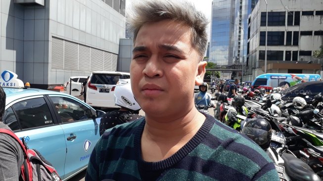 Elvia Cerolline, Perempuan Seksi yang Dikabarkan Dipacari Billy Syahputra Elvia Cerolline, Perempuan Seksi yang Dikabarkan Dipacari Billy Syahputra