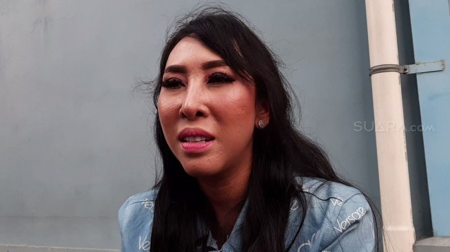 Sudah Tidak Kuat dengan Beban Hidup, Istri Rio Reifan Temui Psikiater Sudah Tidak Kuat dengan Beban Hidup, Istri Rio Reifan Temui Psikiater