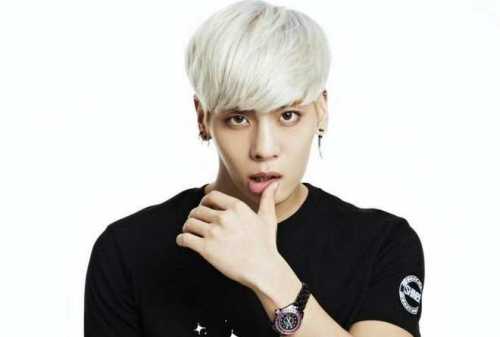 Tato Terakhir yang Diinginkan Jonghyun Sebelum Tewas Bikin Tato Terakhir yang Diinginkan Jonghyun Sebelum Tewas Bikin