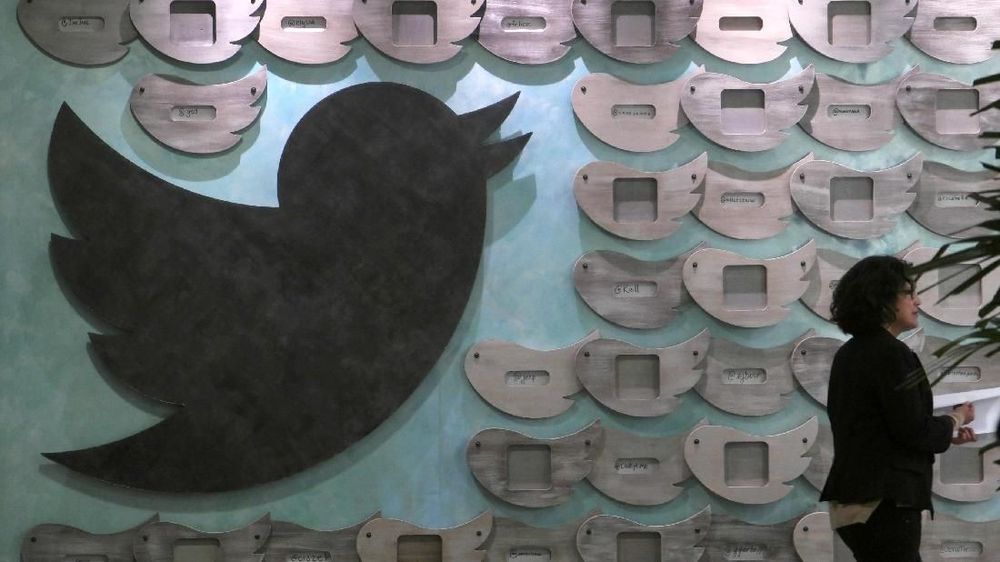 Akun CEO Twitter Diretas, Fitur Unggah Cuitan Via SMS Disetop Akun CEO Twitter Diretas, Fitur Unggah Cuitan Via SMS Disetop