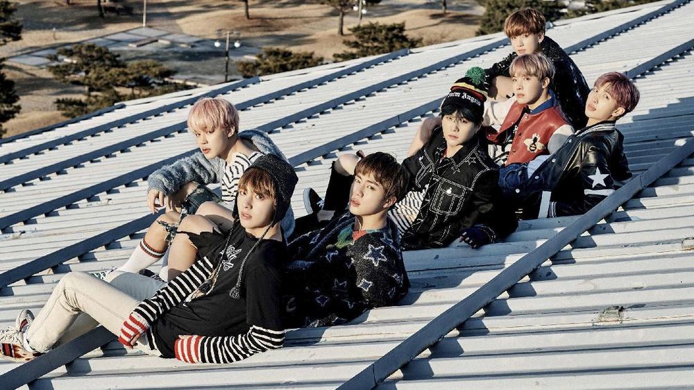 BTS Perpanjang Kontrak Hingga 7 Tahun Mendatang BTS Perpanjang Kontrak Hingga 7 Tahun Mendatang