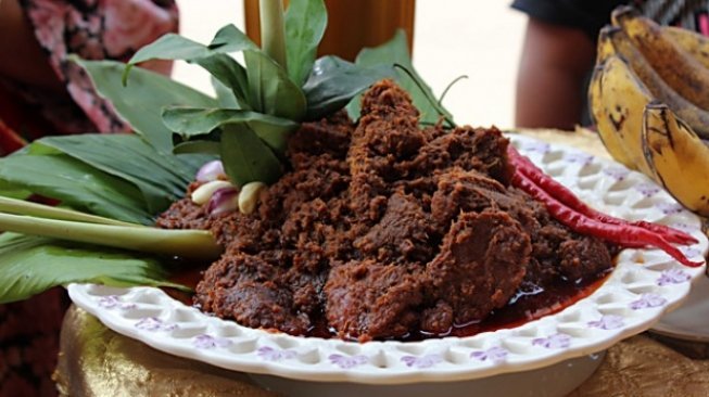 Ternyata Selama Ini Kita Salah Menyebut Rendang Ternyata Selama Ini Kita Salah Menyebut Rendang