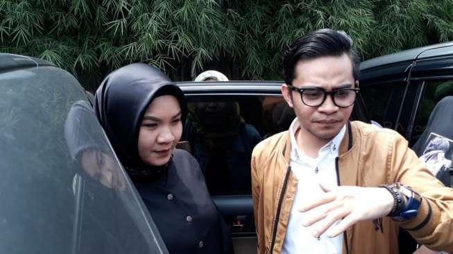 Gugat Cerai, Istri Ingin Aldi Taher Hadiri Syukuran Kehamilan Gugat Cerai, Istri Ingin Aldi Taher Hadiri Syukuran Kehamilan