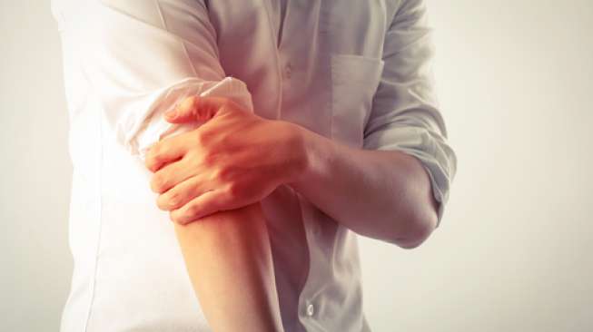 Ingin Sembuhkan Asam Urat Tanpa Obat? Coba Cara Ini Ingin Sembuhkan Asam Urat Tanpa Obat? Coba Cara Ini