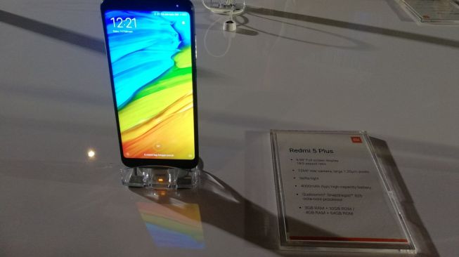 Ponsel Diduga Xiaomi Redmi 6 Sudah Didaftarkan di Cina Ponsel Diduga Xiaomi Redmi 6 Sudah Didaftarkan di Cina