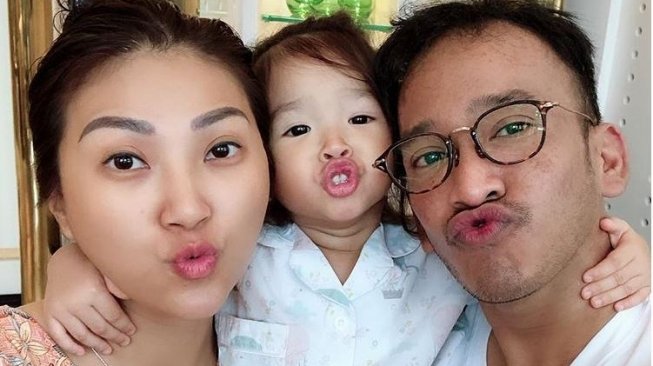 Bilang Sayang ke Nikita Mirzani, Ruben Onsu Langsung Diprotes Putrinya Bilang Sayang ke Nikita Mirzani, Ruben Onsu Langsung Diprotes Putrinya