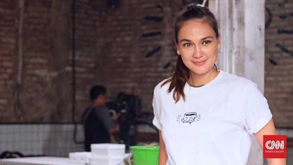Mimpi Luna Maya bersama Reza Rahadian Mimpi Luna Maya bersama Reza Rahadian