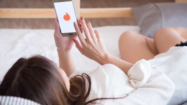 Cuma Ngobrol, Wanita Ini Bisa Raup Rp 15 Juta dari Tinder Cuma Ngobrol, Wanita Ini Bisa Raup Rp 15 Juta dari Tinder