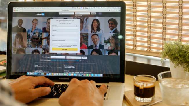 5 Tips yang Membuat Profil LinkedIn Anda Menarik 5 Tips yang Membuat Profil LinkedIn Anda Menarik