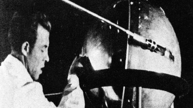 Mengenang Sputnik 1, Satelit Buatan Pertama Manusia Mengenang Sputnik 1, Satelit Buatan Pertama Manusia