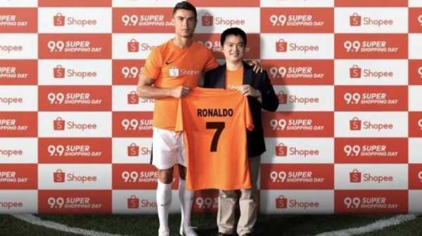 Tak Ikhlas Ronaldo Goyang Shopee, Sejumlah Fans Mencibirnya Tak Ikhlas Ronaldo Goyang Shopee, Sejumlah Fans Mencibirnya
