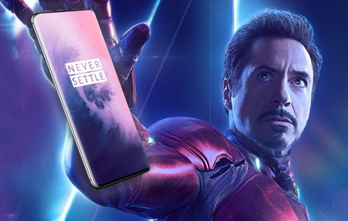Upss! Jadi “Duta OnePlus 7 Pro”, Iron Man Ketahuan Pakai Huawei Upss! Jadi “Duta OnePlus 7 Pro”, Iron Man Ketahuan Pakai Huawei